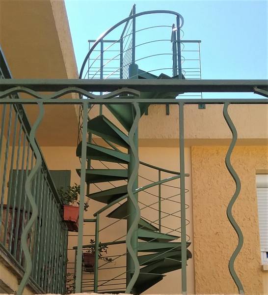 escalier exterieur métallique à nimes gard