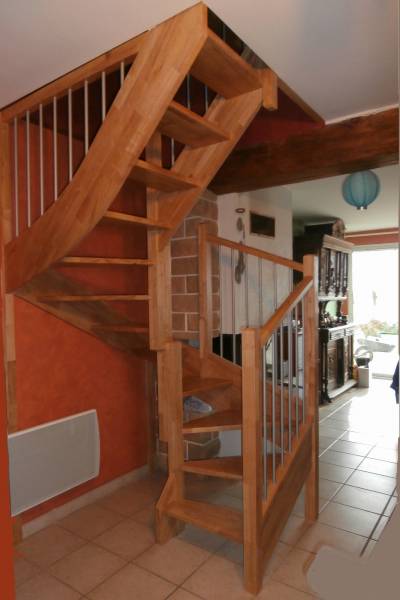  Cet escalier 3quarts tournants peut être installé dans les départements suivants :  07-13-30-34-83-84- Ardèche,Bouches du Rhône,Gard,Hérault,Vars,Vaucluse .
