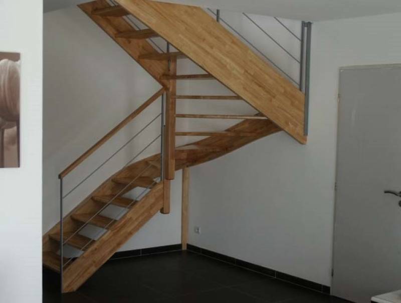 escalier bois et métal avec rampe métal installé à avignon 84
