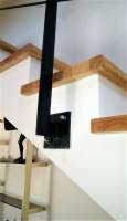 rampe métal sur escalier béton et marches bois à carpentras 84