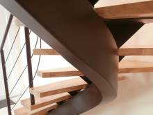 escalier moderne métal et marches bois pose à marseille 13